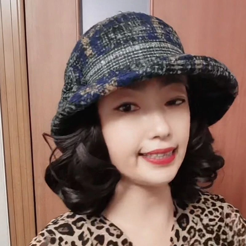 董姐妈妈帽子假发一体短卷发秋冬帽子毛呢帽加厚休闲渔夫帽假发套