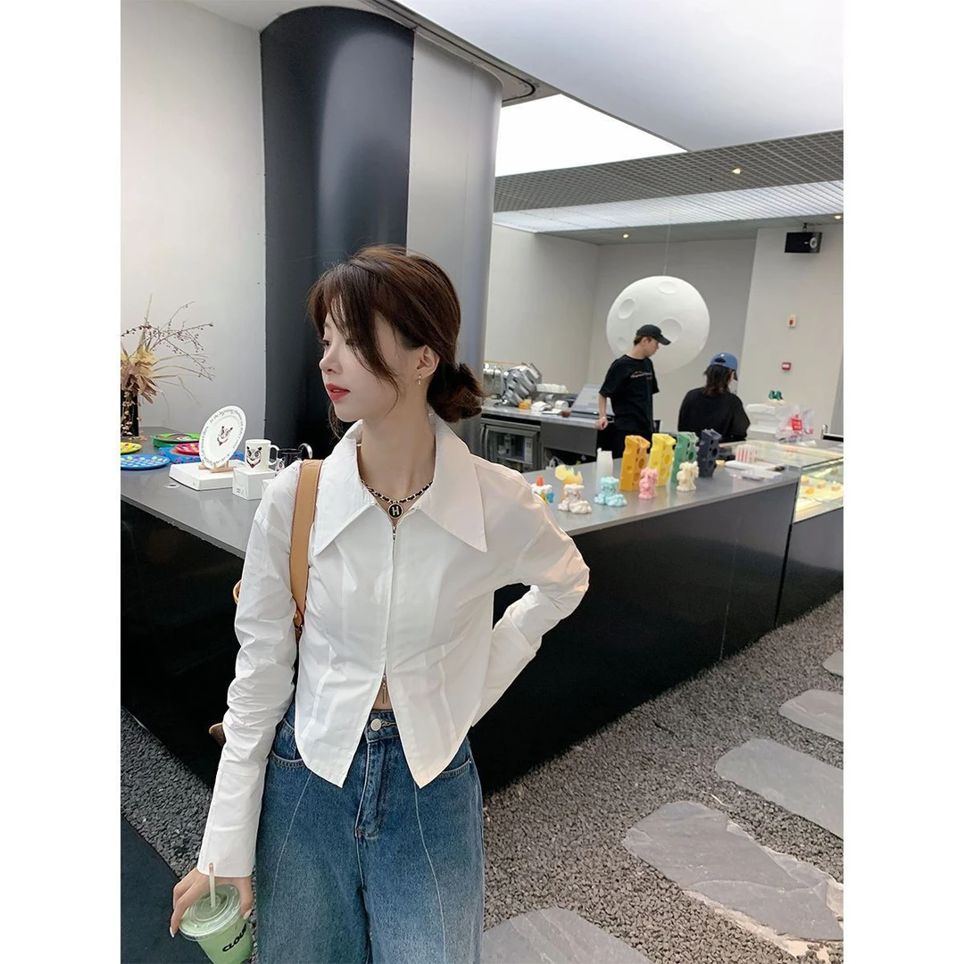 早春爆款法式显瘦气质拉链白色衬衫女春季百搭设计感短款别致衬衣
