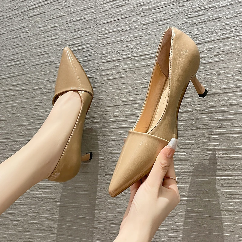 法式百搭职业浅口高跟鞋女细跟不累脚女士春秋软皮工作鞋尖头单鞋