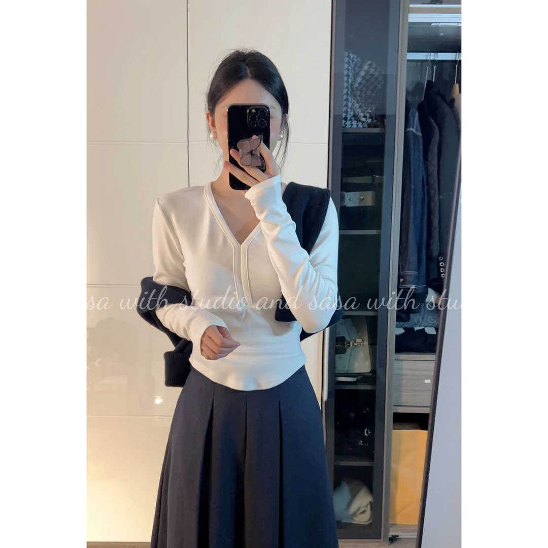 个性时尚V领显瘦打底衫休闲通勤修身显瘦百搭上衣 6203