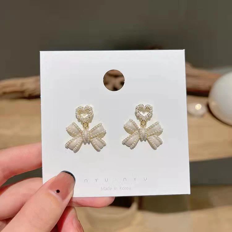 小众感轻奢耳饰耳坠女网红甜美耳钉时尚精致爱心蝴蝶结小米珠耳环