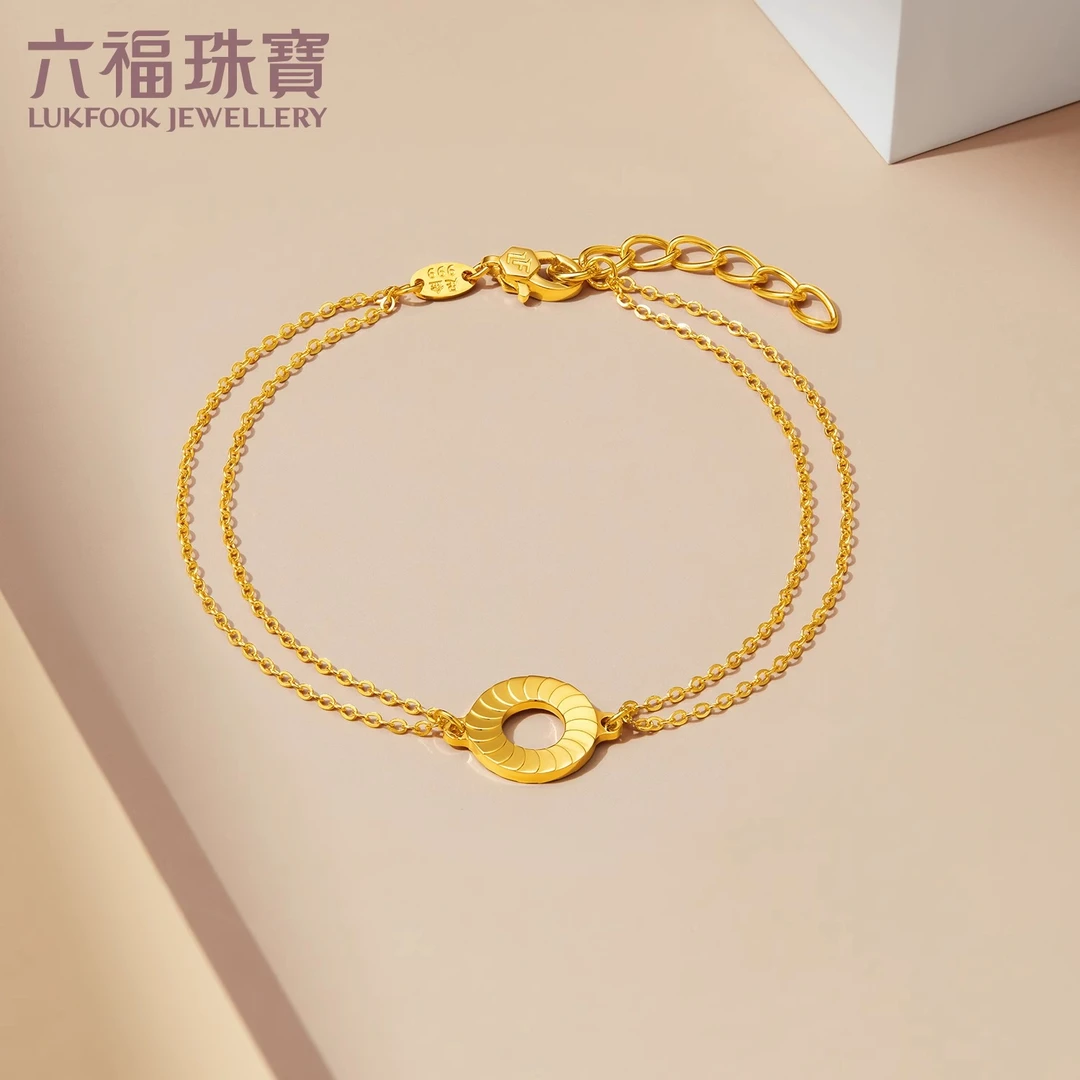 六福珠宝龙鳞闪片黄金手链女款简约双层足金O字链计价F63TBGB0113