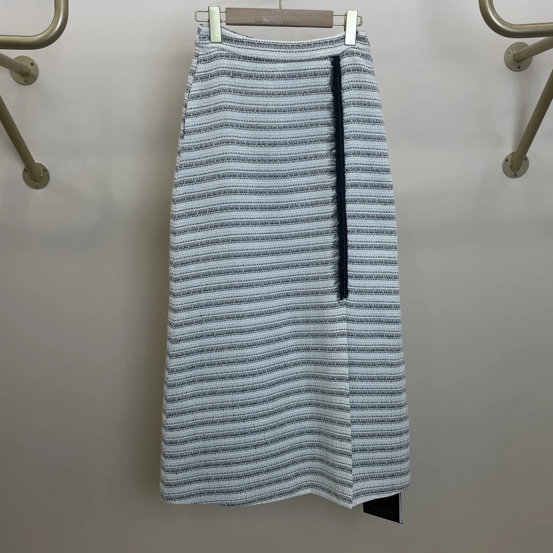 EGO-HCA001小香风新款高级感条纹高腰开叉半裙