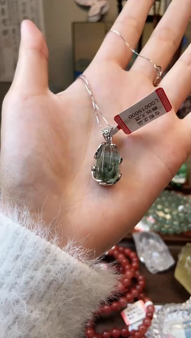 【闪购商品】水晶项链未镶嵌绿幽灵项链