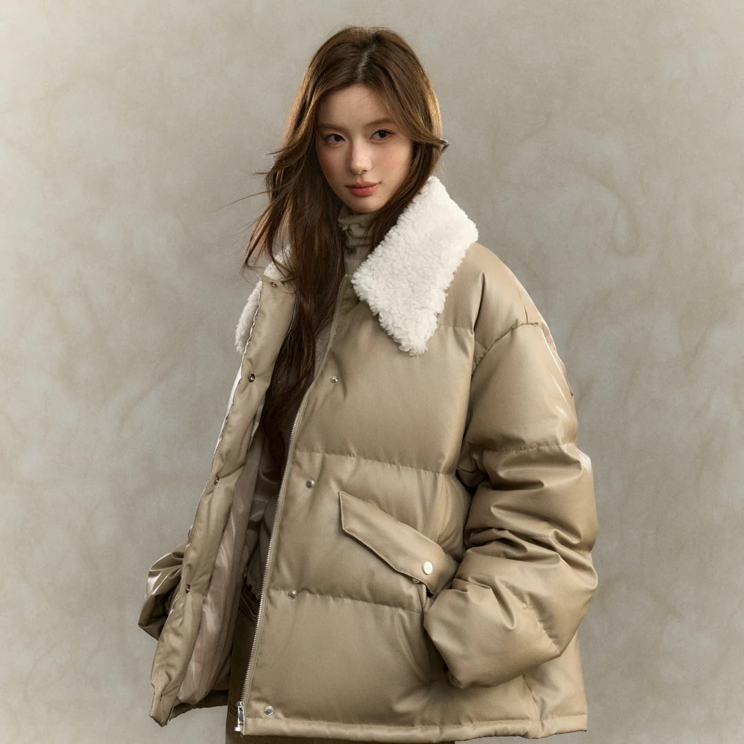 itsokies【0℃茸绒】国标90白鸭绒仿皮涂层羊剪绒可拆卸毛领羽绒服