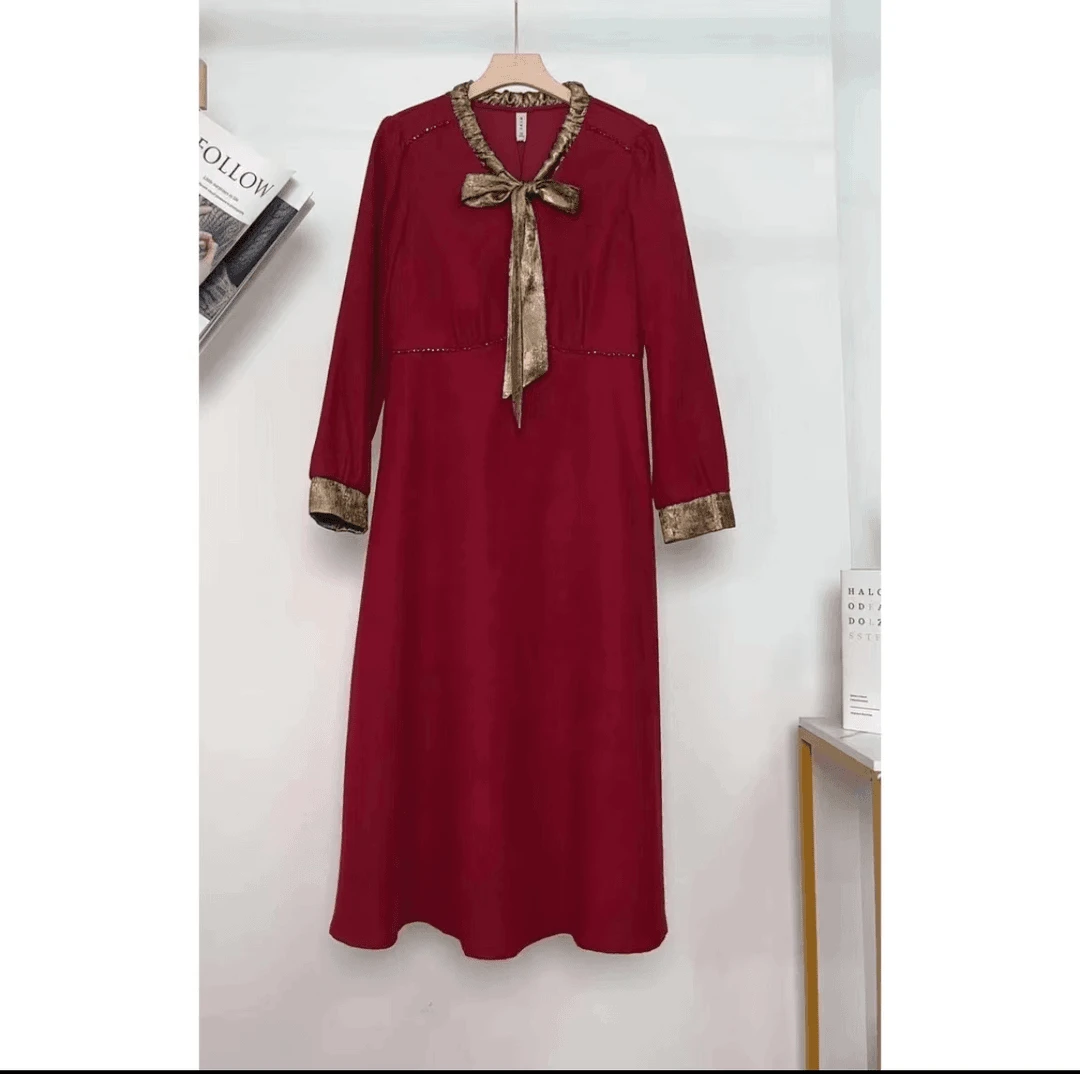 J048秋季新款时尚连衣裙舒适大码显瘦洋气减龄