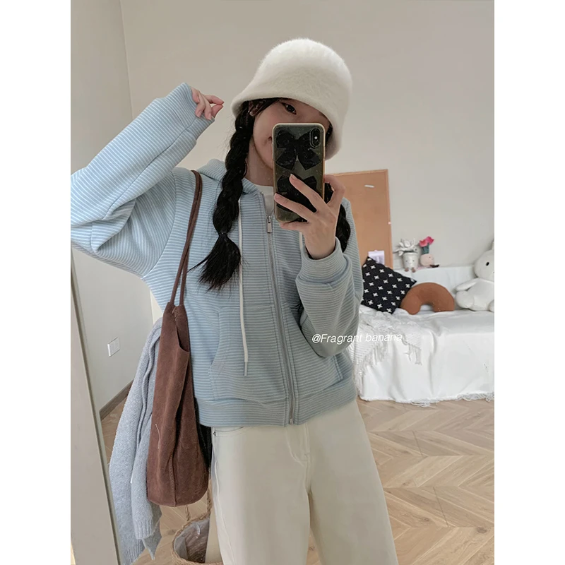 香香的蕉 蓝白撞色条纹卫衣加厚女百搭显瘦长袖连帽上衣