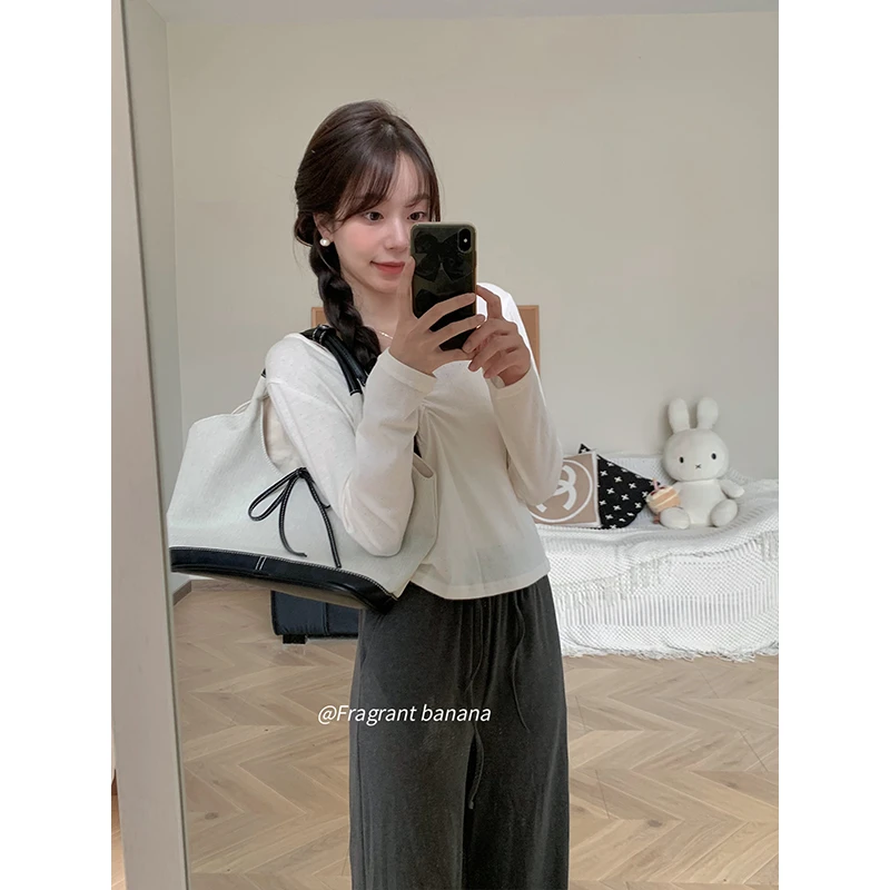 香香的蕉 万花镜 镂空收褶T恤长袖女秋冬新款韩系百搭显瘦上衣