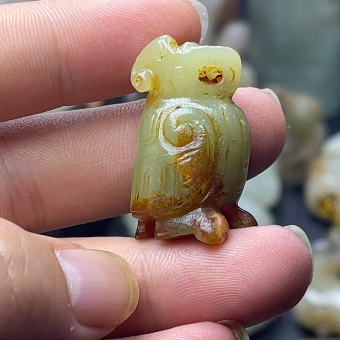 和田玉颈饰未镶嵌董*会