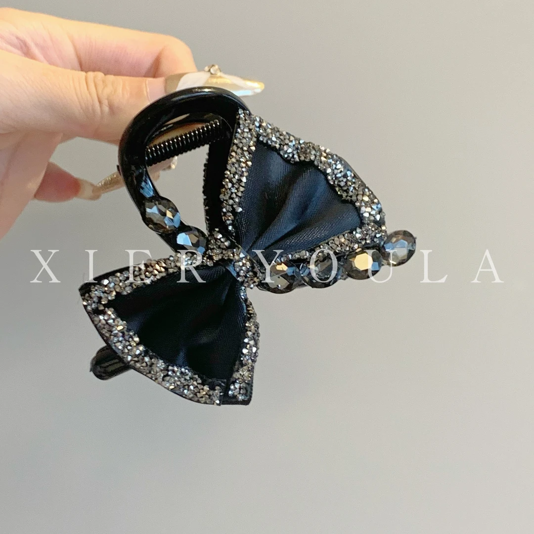 【喜儿ula】10-28-1时尚小香风温柔闪亮蝴蝶结高级感抓夹