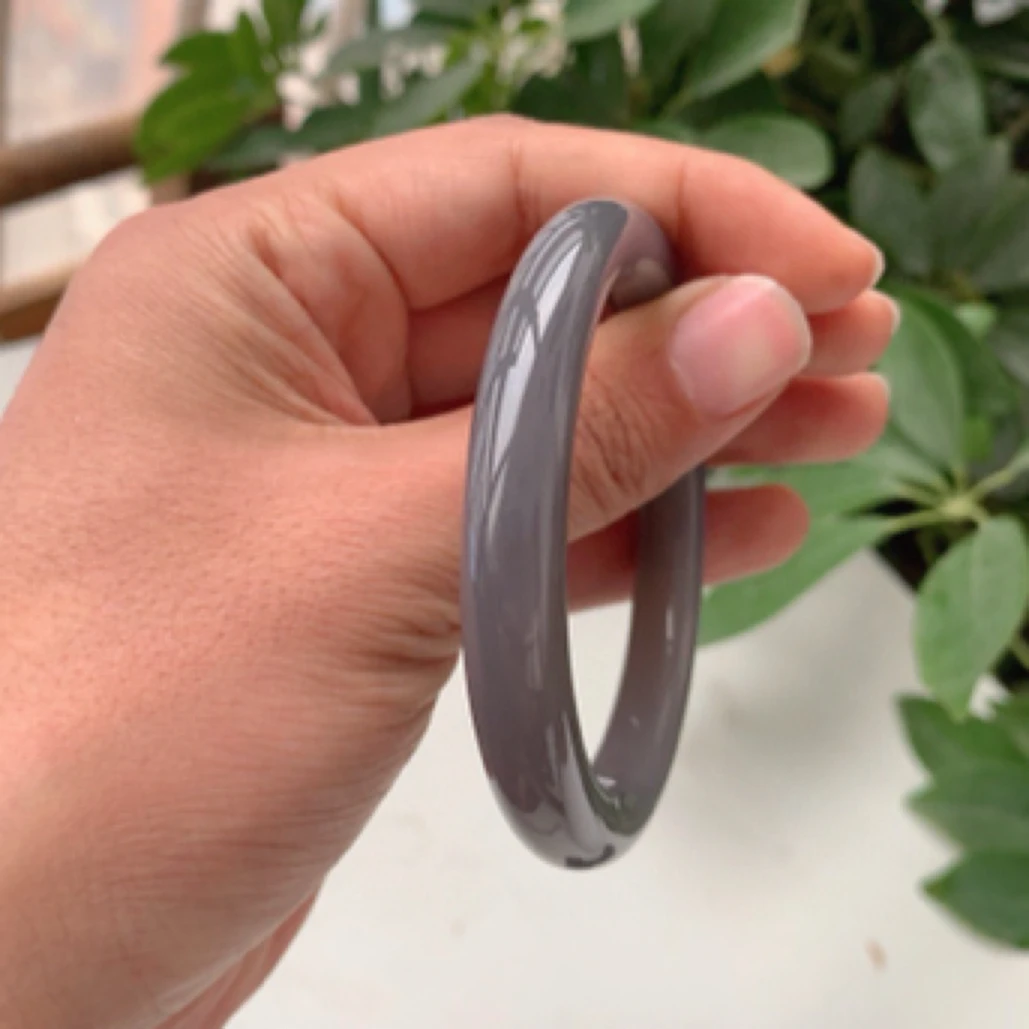 和田玉57.5圈口紫罗兰手镯，57.5圈口和田玉手镯