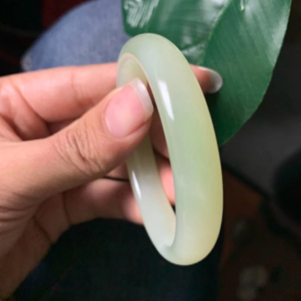 和田玉翠青手镯！圈口51.5圈