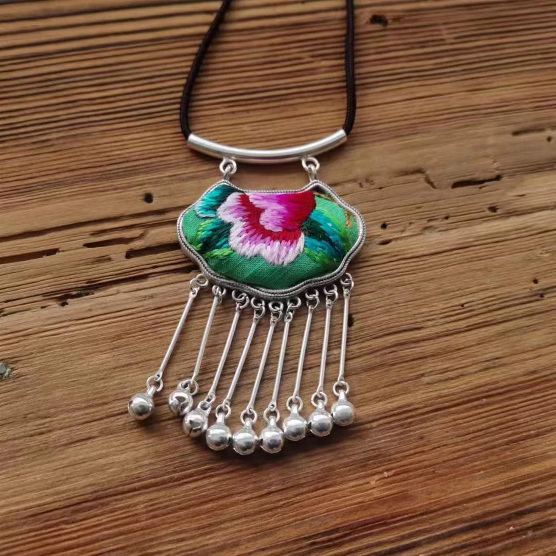 艺枝独绣原创设计纯手工吊坠 毛衣链项链