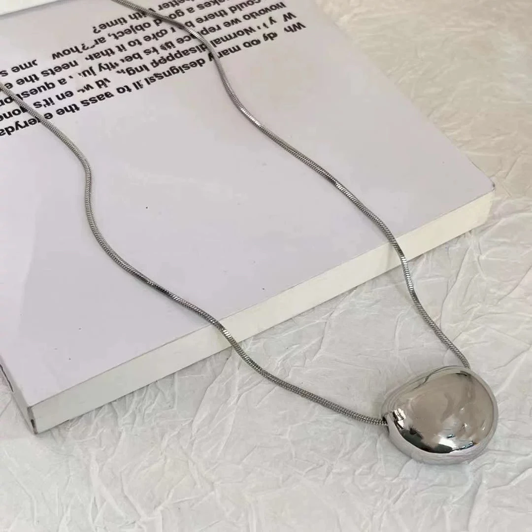 钛钢项链 04365大淇原创ins冷淡风椭圆扁球球简约百搭项链