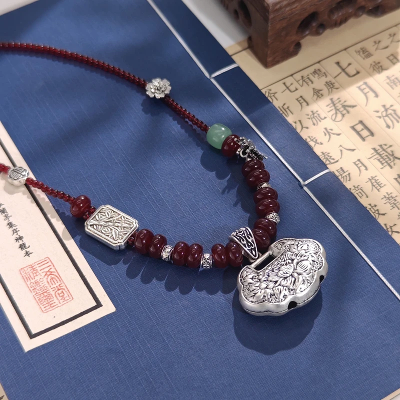 铜合金琉璃项链 04813大绮原创新中式国潮风做旧复古如意锁锁骨链