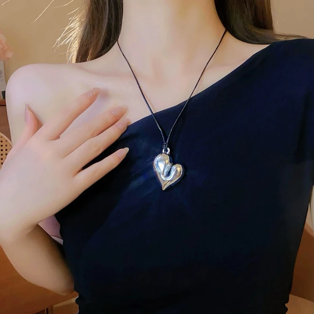 非金属布艺项链 03913大淇原创甜酷风银色不规则爱心布艺项链