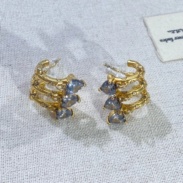 铜合金锆石耳饰 04738大淇原创复古做旧三层爱心锆个性百搭耳钉