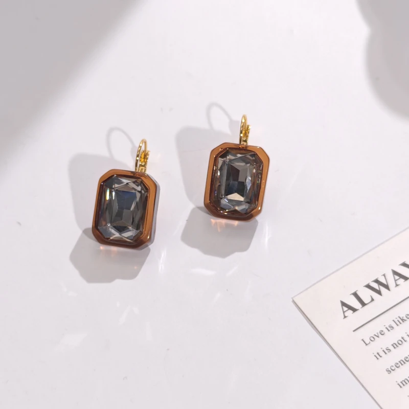 铜合金锆石耳饰 04683大淇原创ins冷淡风新款四方形锆石个性耳环