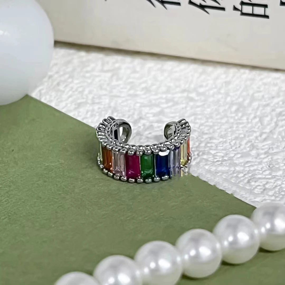 铜合金合成锆石耳饰 0945小众设计简约炫彩镶嵌锆石c形百搭耳骨夹