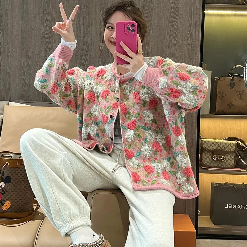 混纺针织开衫2025春秋新款可爱减龄立体花朵工艺毛衣百搭宽松外套