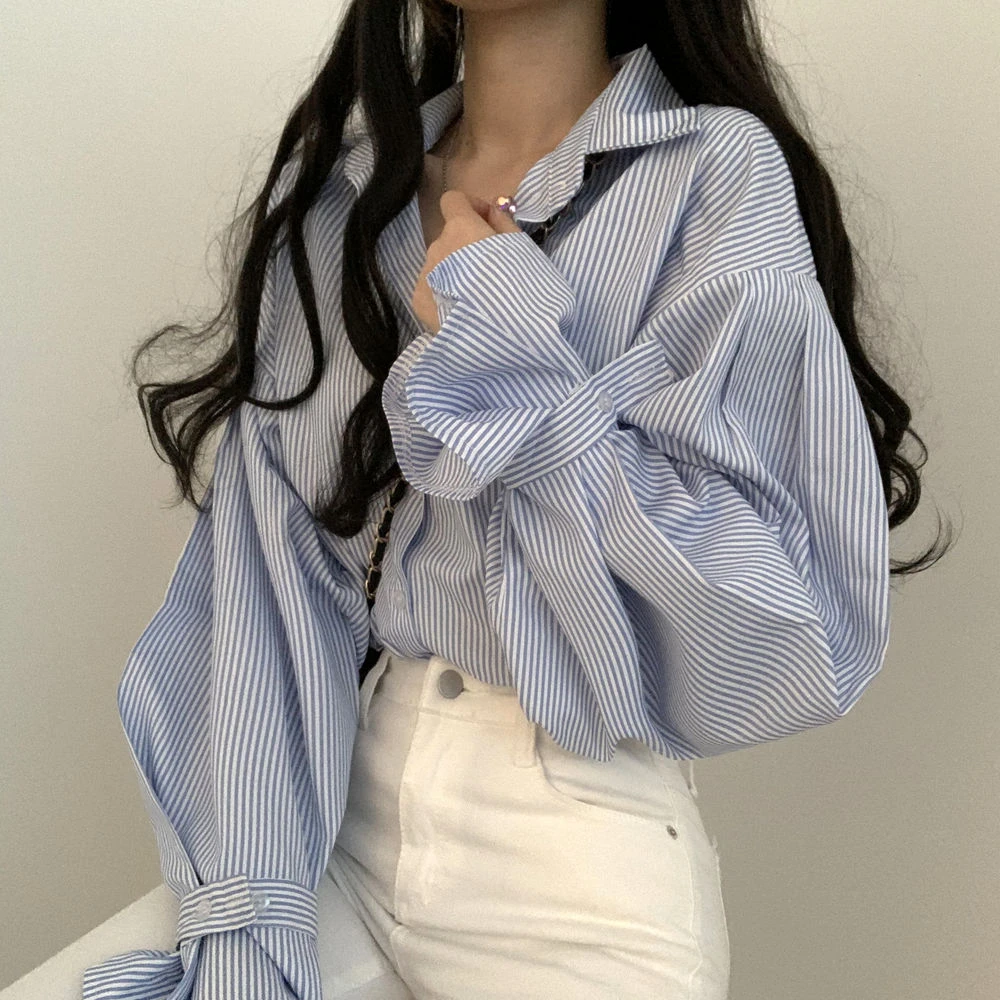2023早春条纹衬衫女小众韩版宽松气质长袖喇叭袖法式别致上衣潮