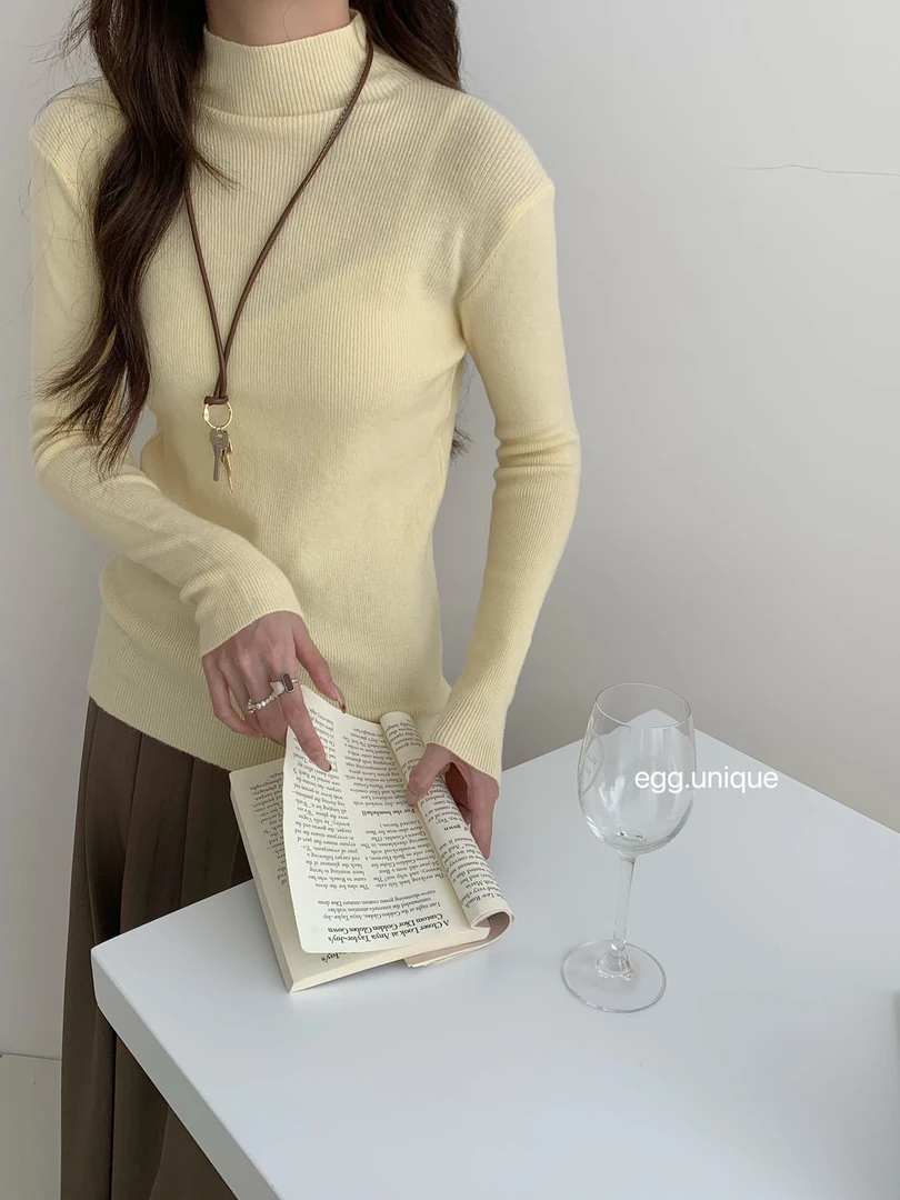 兔兔中领打底上衣egg