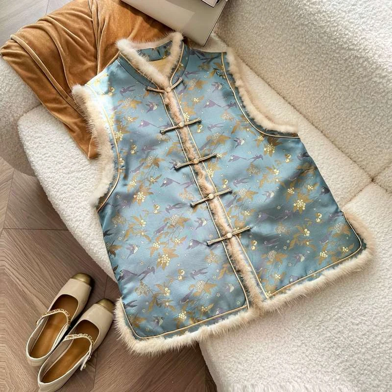 主播推荐《枇杷山雀》2024冬季新款百搭时尚气质老宋锦马甲2917