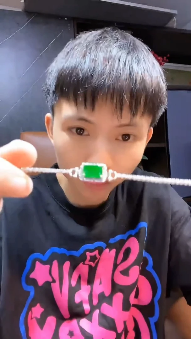 【闪购商品】翡翠手链未镶嵌多样性发货其一不含链