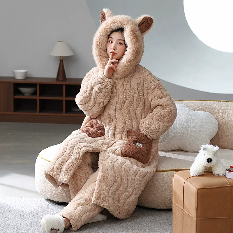 睡衣女款秋冬季珊瑚绒睡袍三层夹棉袄加厚加绒2025新款浴袍家居服