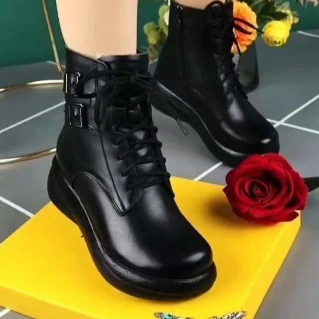 品牌断码真皮马丁靴女2023秋冬新款百搭加绒雪地靴防滑显瘦短靴女