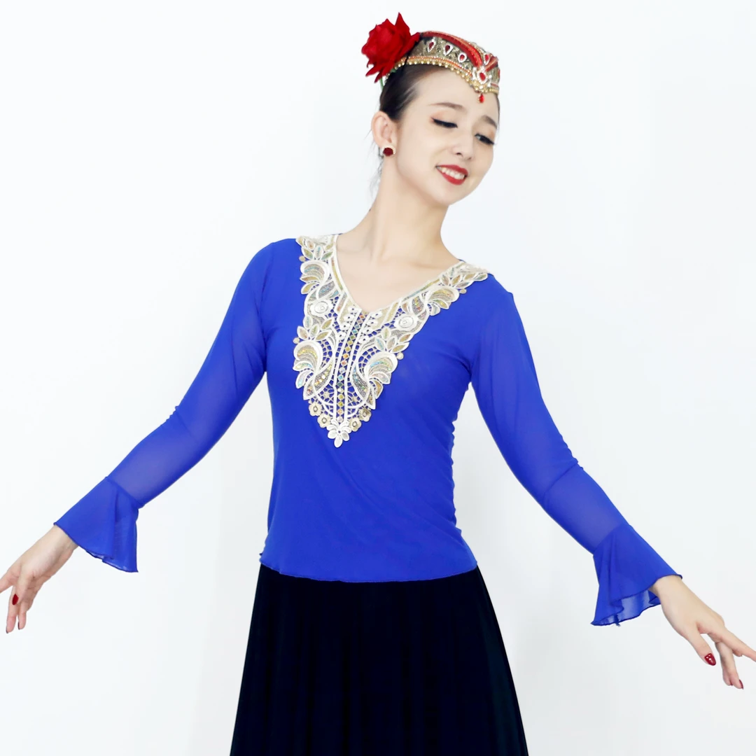 【夏一雯】天山美翼新疆舞服民族风艺考舞蹈生透气贴花喇叭袖上衣