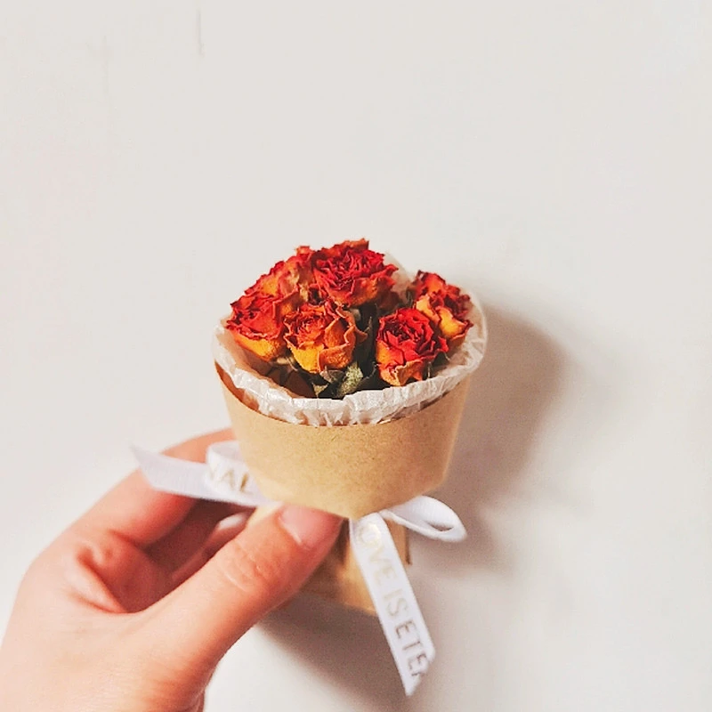 520小众ins干花mini玫瑰花束简约氛围送女友闺蜜纯手工定制礼物