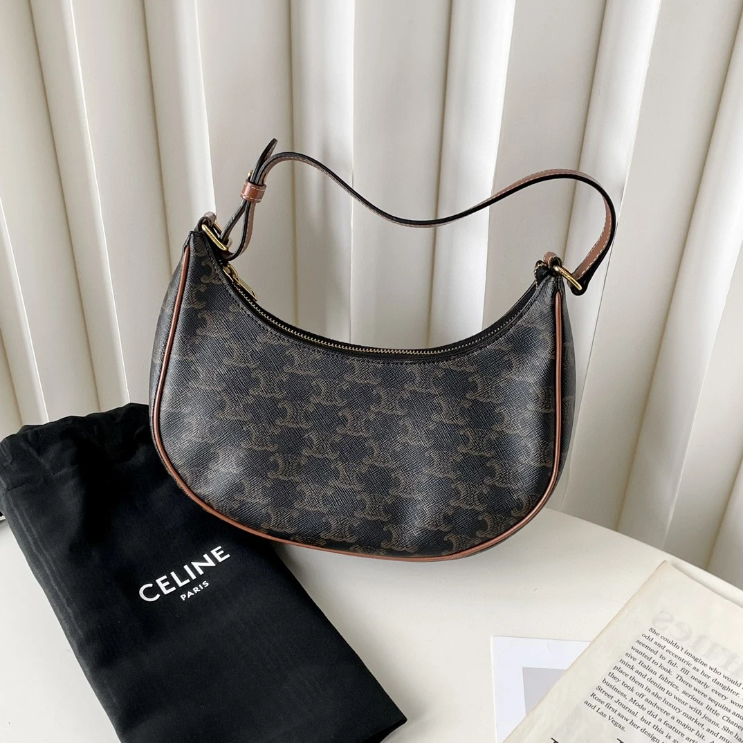 99新  Celine棕色腋下ava99新B8402定金