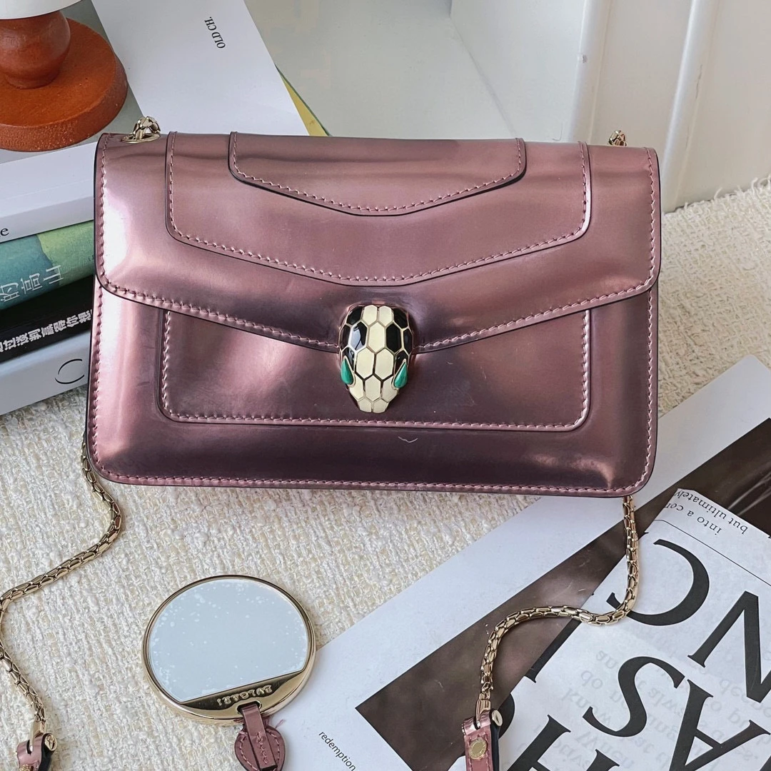 95新 BVLGARI/宝格丽 蛇头粉漆皮小号镜子BJM12-1011