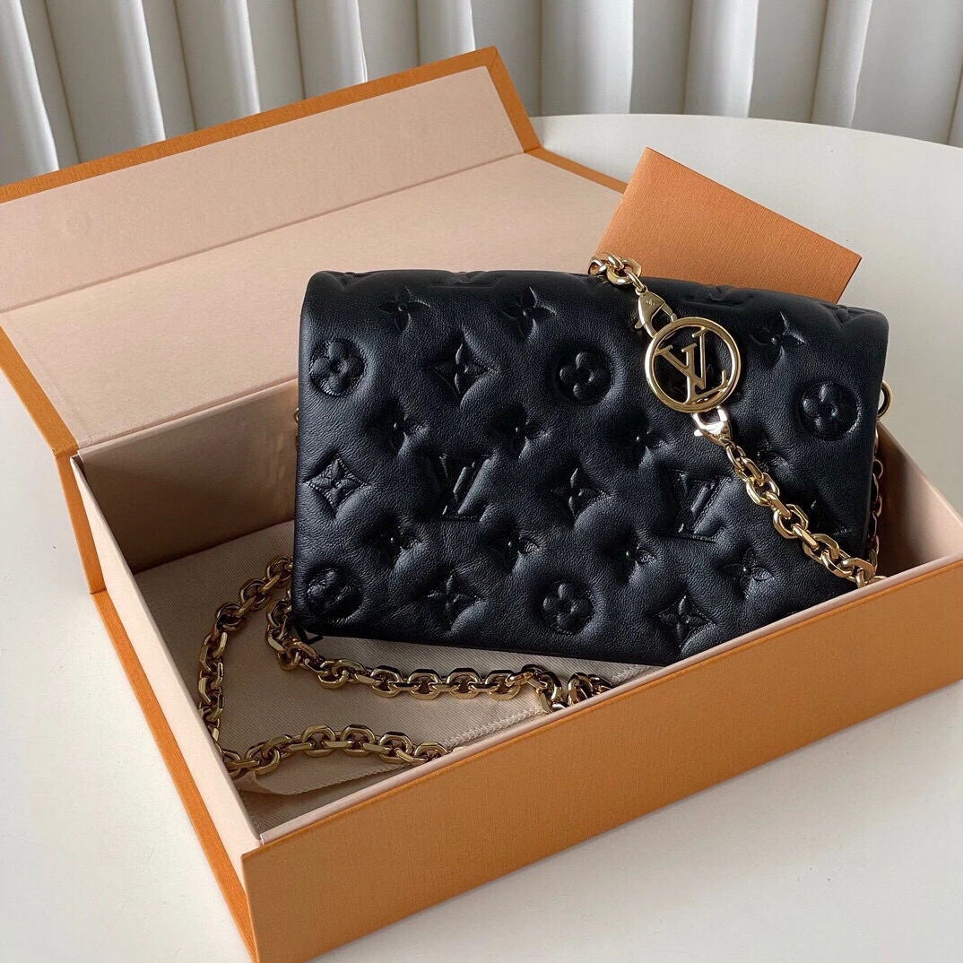 99新 LouisVuitton/路易威登 coussin 链条包芯片款 jm3a-0293