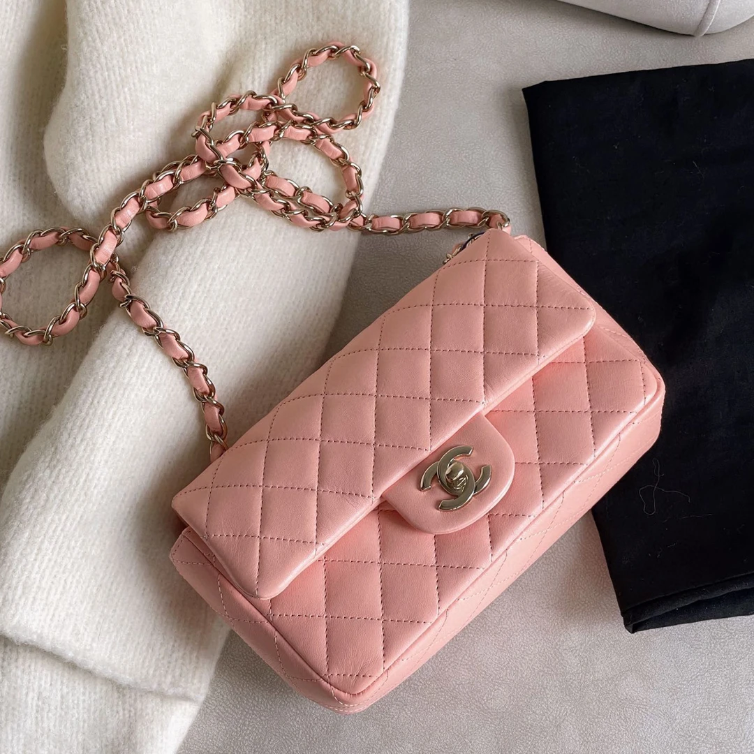 95新 Chanel/香奈儿  22C羊皮大mini金扣淡橘色JM12-0023