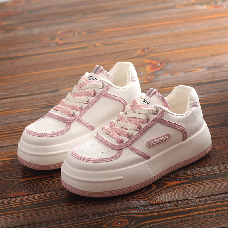 人本93136皮面运动鞋女2022秋季新款时尚撞色街拍百搭小白鞋