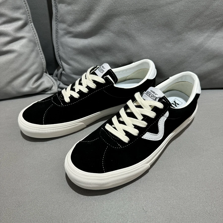 经典款sport系列低帮全皮牛皮翻毛皮滑板鞋百搭复古黑色休闲鞋