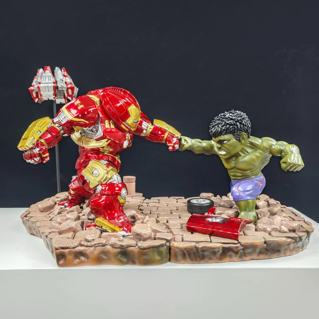 反浩克VS绿巨人 对战场景版 树脂手办 摆件