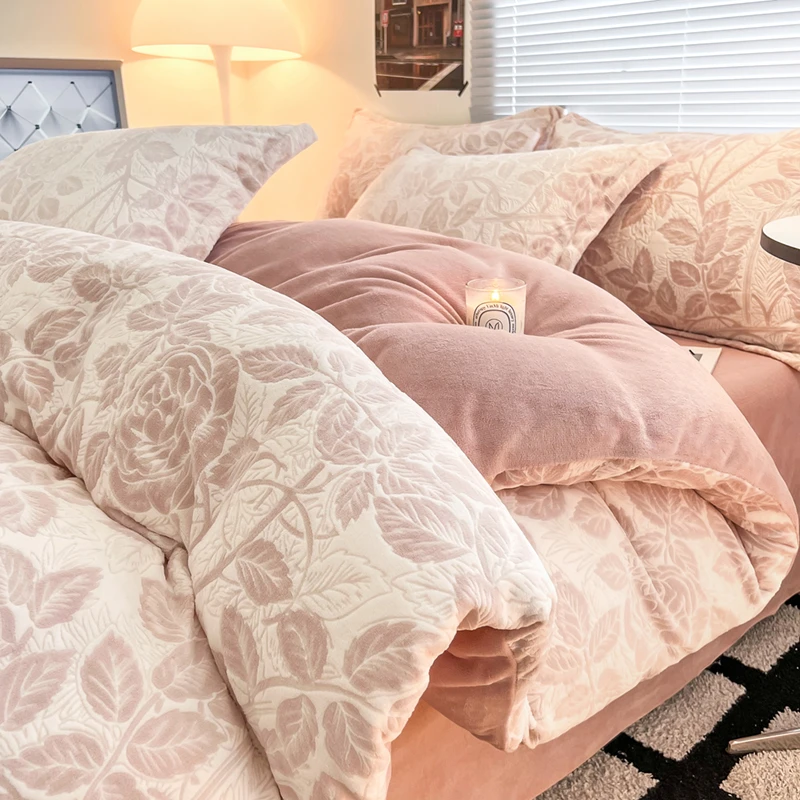 高级感加厚雕花牛奶绒四件套珊瑚绒冬季法兰绒床单笠被套床上用品