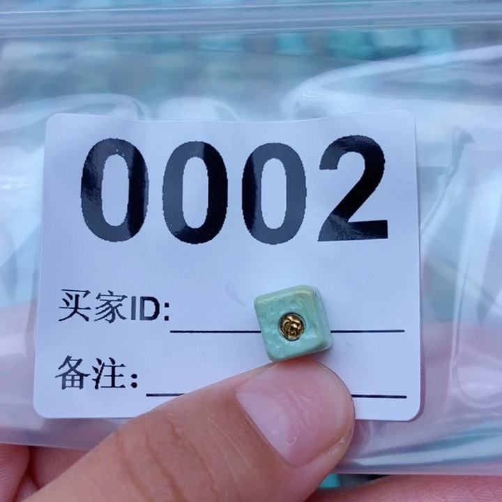 绿松石配饰未镶嵌