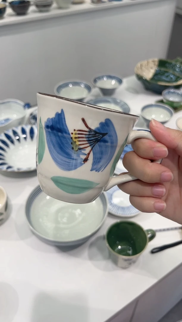 【闪购商品】瓷片手绘青花马克杯