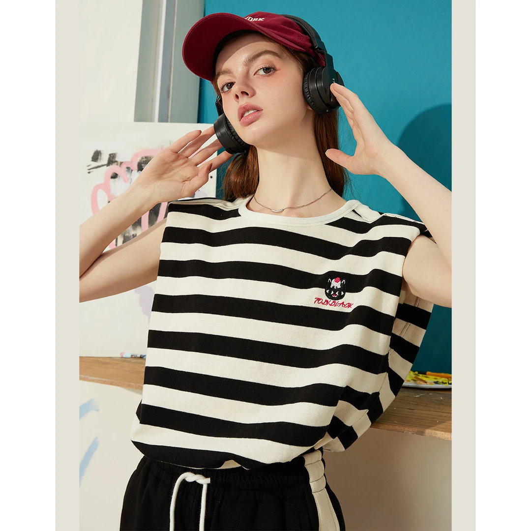 a02【金拐子专属】条纹针织面料定制绣花垫肩上衣宽松T恤AEI2T3724