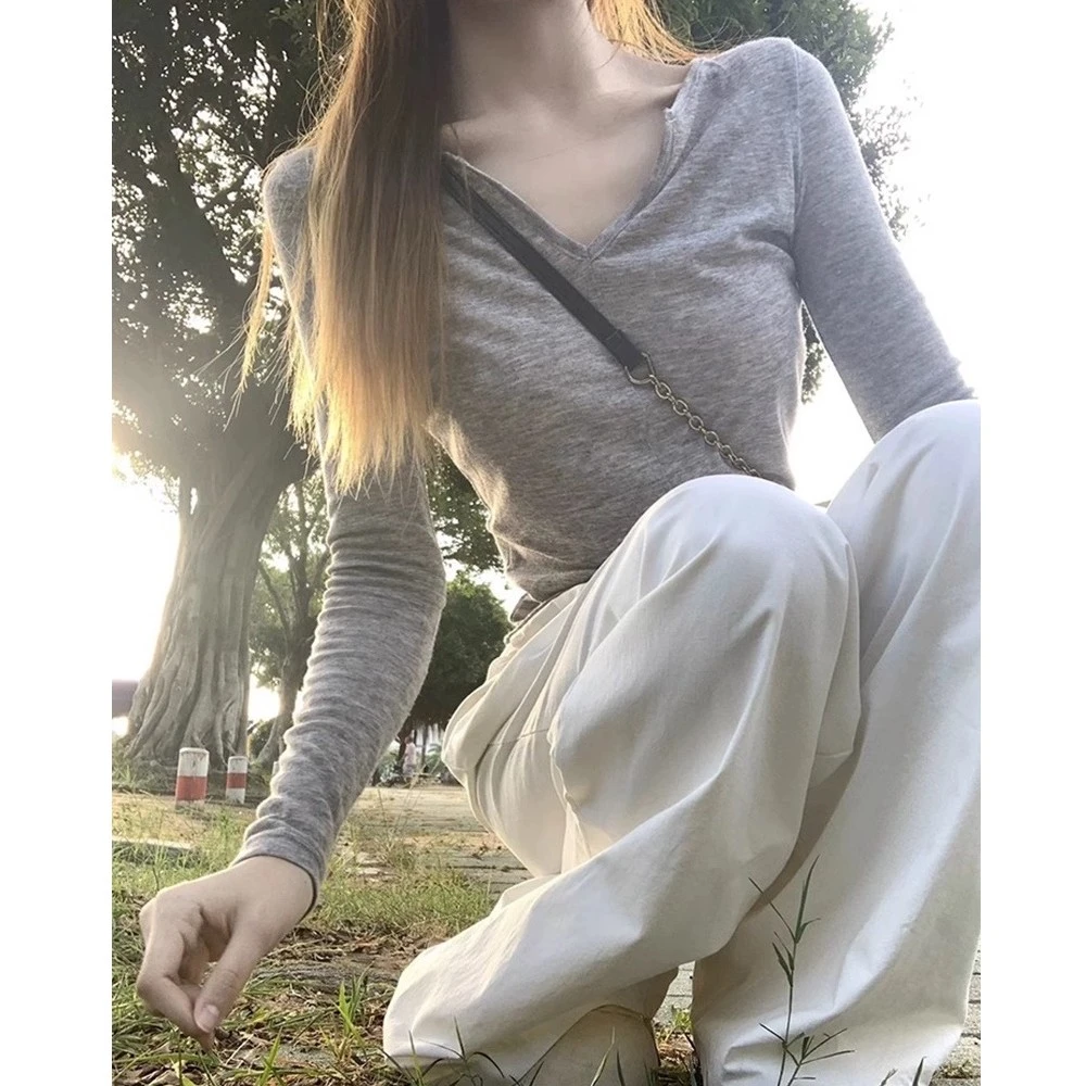 美式灰色v领t恤打底衫女夏季薄款气质修身高级感防晒长袖上衣服潮