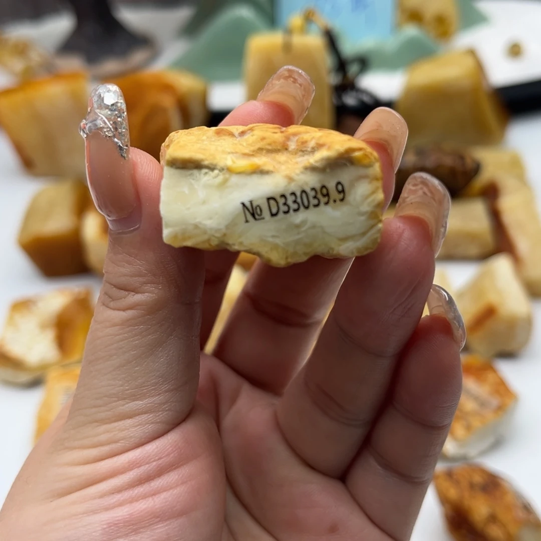 定制琥珀未镶嵌球*琥珀