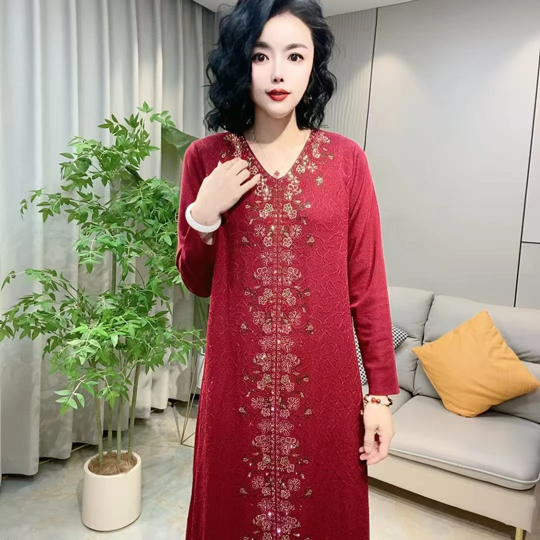 [冠美严选]2024秋冬新款v领长袖时尚百搭女装打底连衣裙920