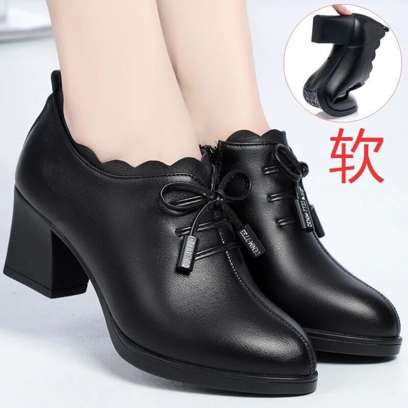 品牌断码真皮单鞋女中跟2023年新款中年妈妈鞋粗跟女鞋休闲皮鞋女