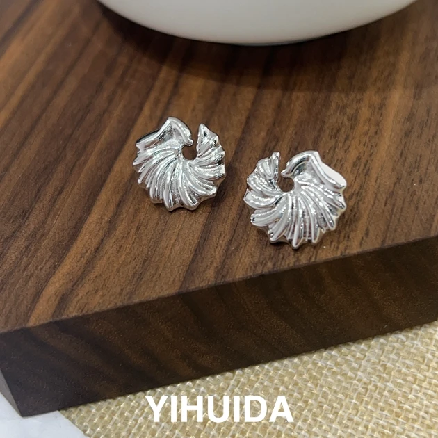925银耳饰 s925银精致优雅高级轻奢小漩涡耳钉2024年新款