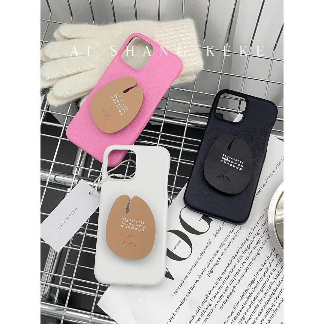 ins马吉拉风格分趾支架皮质手机壳适用iphone15promax/13/12/11