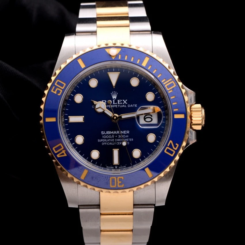 95新 Rolex/劳力士 名表间金蓝水鬼126613表径41MM2024年全套